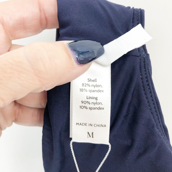 FINAL SALE: ANDIE SWIM Women's The Ventura Swim Top Medium Navy NWT - Picture 12 of 12